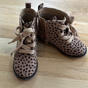 Toddler size 8 leopard boots